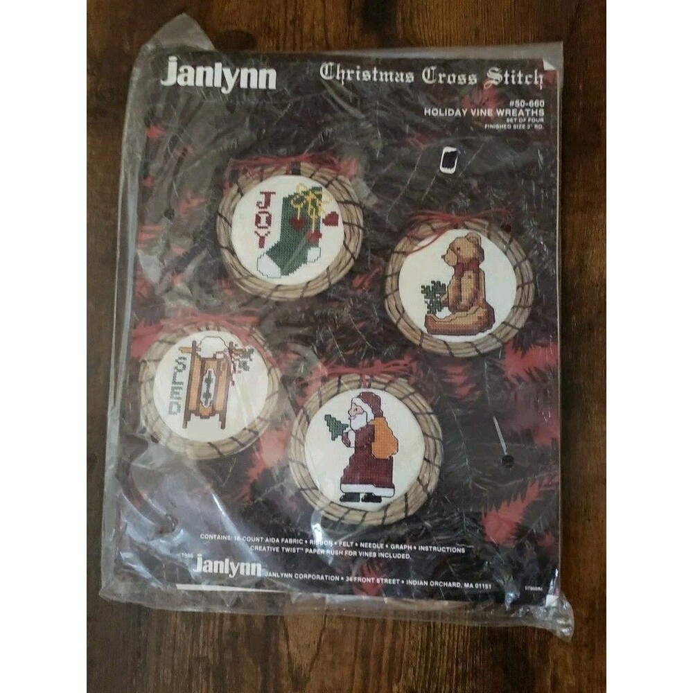 Janlynn Christmas Cross Stitch Ornaments Holiday Vine Wreaths Kit Stocking Santa